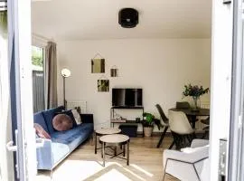 Stijlvol Tiny House Zeeland - Centraal gelegen VP022