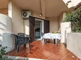 Apartment Iris 7- Terza Spiaggia by Interhome