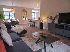 Riverside Dingle - Luxury Apt 3