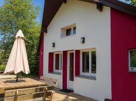 Chalet cosy entre lacs et montagnes, Hotel in Métabief