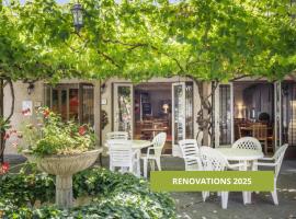 Hotel Cristol, hotel v Avignone