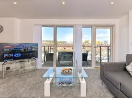 Meridian Wharf, Excellent Marina