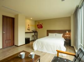 Just Live Inn-Keelung, hotel di Keelung