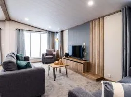 Hot Tub Lodge, Victory Liberte 103