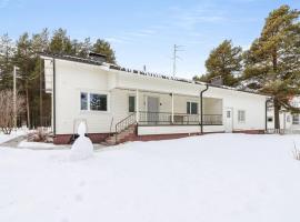 Holiday Home Kalamiehenkatu 6 by Interhome, hotell sihtkohas Kemi