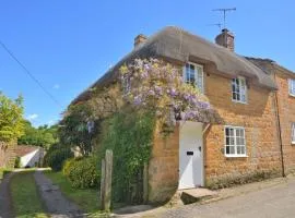 3 Bed in Beaminster 50738