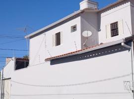Sobrado Morada do Sol!, hotell sihtkohas Uberaba