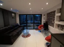 Contemporary and Spacious Home