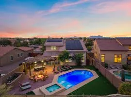 Dream And Drift Luxe Pool Spa Pool Table Firepit Paradise