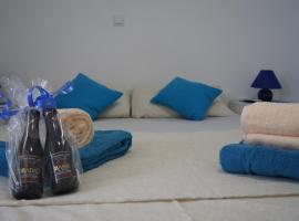 Micro Rooms, ξενοδοχείο στο Σίμπενικ