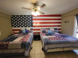 Hill Country Lodge and Mini Storages