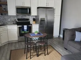 Modern Apartment in The Groves