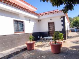 Casita Don Luciano, hotel i La Esperanza