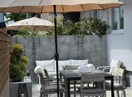 Kaneo Central Apartments