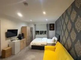 Eastern Bridge Rooms