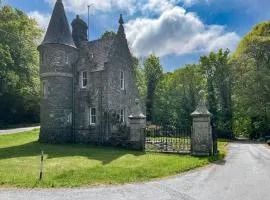 Upper Double Lodge
