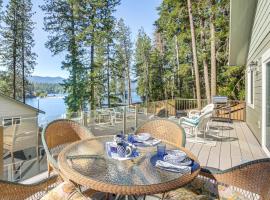 Lake Lovers Paradise Waterfront Home in Hayden!, Hotel in Hayden