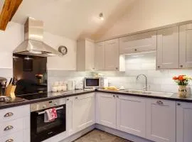 1 Bed in Hope Cove 90026
