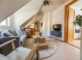 3BR loft-apartment near Downtown & Ocean
