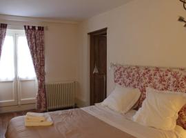 Cellier de l'abbaye - L'Ermitage, hotel romantik di Vézelay