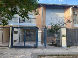 Espacioso Departamento Céntrico, ξενοδοχείο σε Formosa