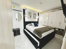 Moderno apto low cost 15 min CC buena vista 2 TV con parqueadero