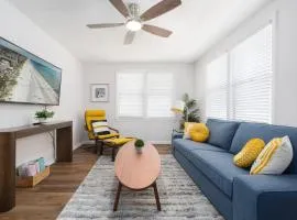 Be A Nomad - Coastal Calm, 2 Blocks from Beach