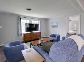 Fish, Relax and Enjoy Lake Views Colonial Beach Gem