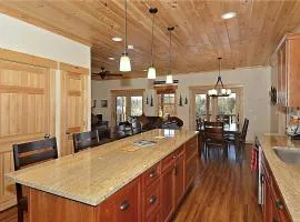 Lazy Bear Lodge