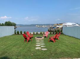 Waterfront Luxury in Town, hotel v destinaci Piermont