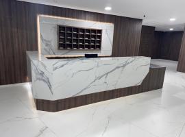 Hôtel la marina, hotel poblíž Letiště Cherif Al Idrissi - AHU, Al Hoceïma