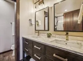 Main Street Junction 29 Condo