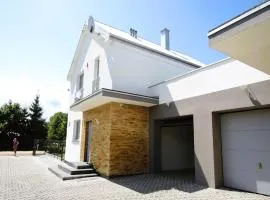 Luxury holiday home for 20 people