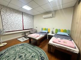 枋寮枋居背包客棧Fang Ju Backpackers, hotel v destinaci Fang-liao