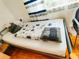 Ruhige Zimmer in WG