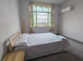 Close to Huangjin Airport, West High-speed Railway Station, and convenient homestay at Zheshan resettlement site