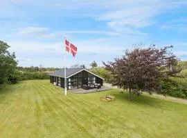 Amazing Home In Hjørring With Sauna