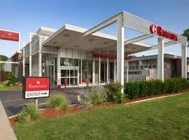 Ramada by Wyndham Rockville Centre