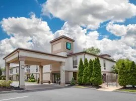 Quality Inn & Suites NJ State Capital Area
