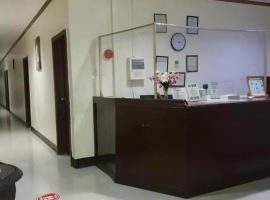 Jeamco Royal Hotel - Baybay, hotel in Baybay