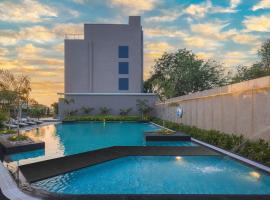 Enrise By Sayaji Neemuch, hotel en Bharbharia