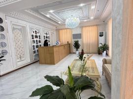 Shergiron Plaza, ξενοδοχείο σε Bukhara