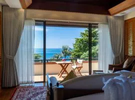 Villa Apsara kata seaview 5BR villa 3 mins to beach