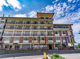 Hotel Maenamla Namchi - yagi group，位于Namchi的带热水浴缸的酒店