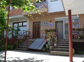 Hostel Valentin, hostal en Ohrid