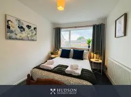 Dudley Apartment with Parking