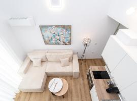 Green Almond Residential Complex, Hotel in Orfánion