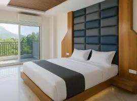 Hotel KARDHAR INN