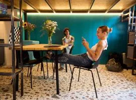 Madama Hostel & Bistrot