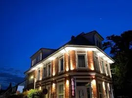 C&S Hotel
